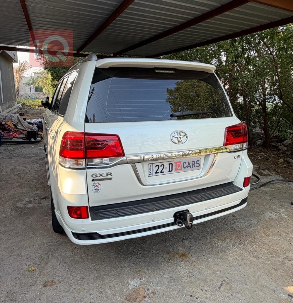 تويوتا لاندكروزر